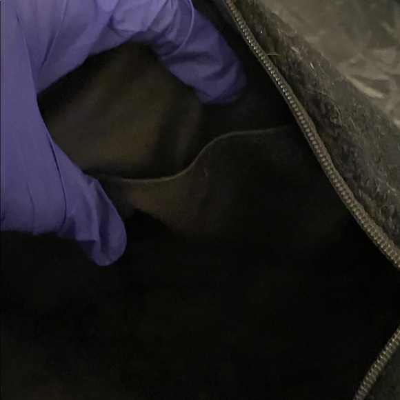 VIP/GWP Black Shoulder Bag with White Logo with shopping bag - Picture 8 of 17